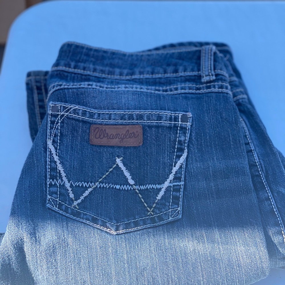 Women’s wrangler jeans